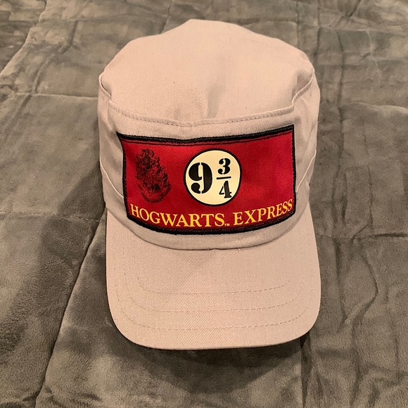Warner Bros. Other - Harry Potter Universal Studios Hogwarts Express 9 3/4 Conductor’s Hat Cap